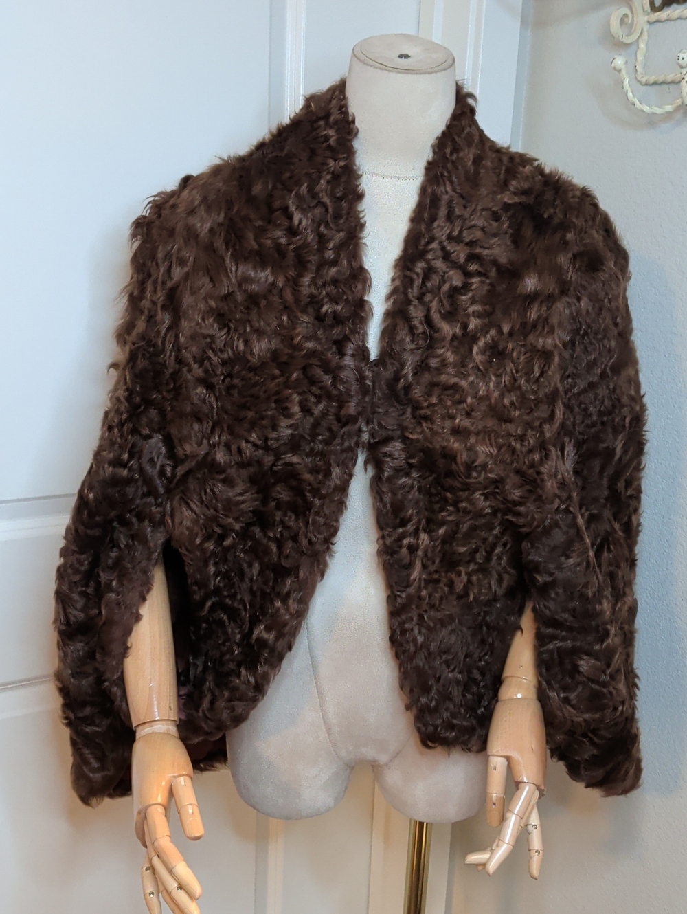 Vintage 60s Curly Lamb Coat Stole Dark Brown Cape Sz M/L MCM